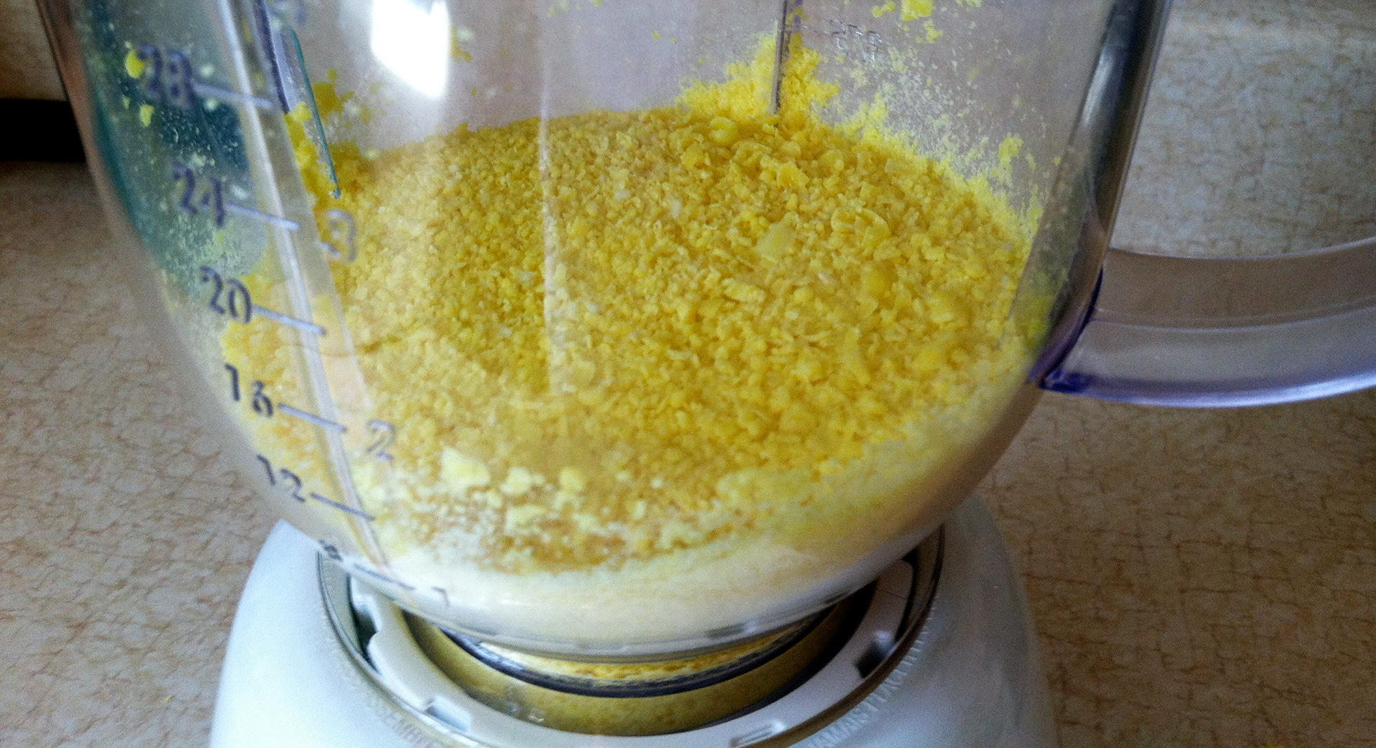Blender used for mixing ingredients for laundry detergent